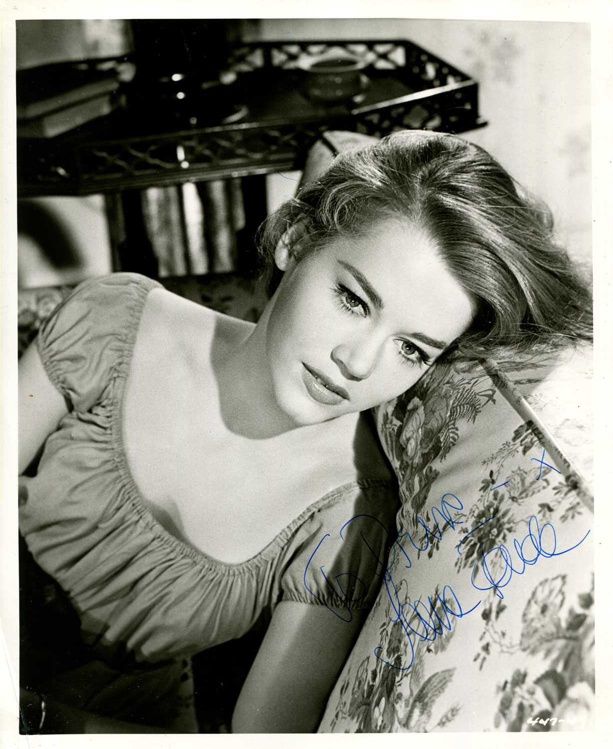 Lot 70 - FONDA JANE: (1937- )