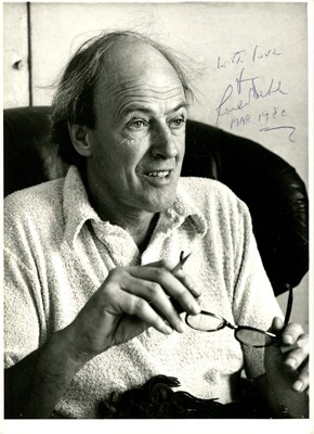 Lot 918 - DAHL ROALD: (1916-1990)